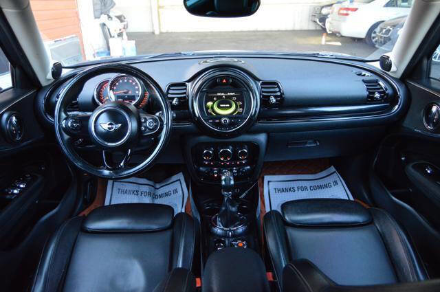 Used 2017 MINI Cooper Clubman S image 13