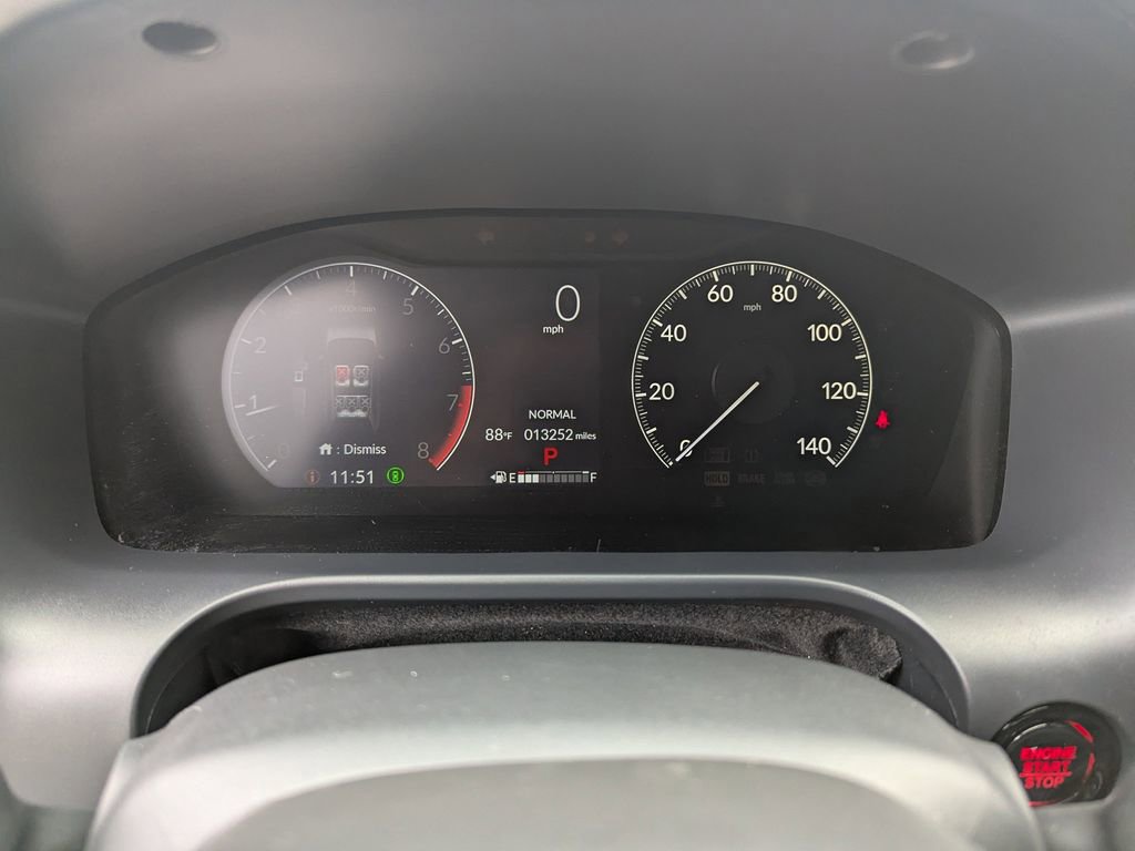 Used 2025 Honda HR-V LX image 27