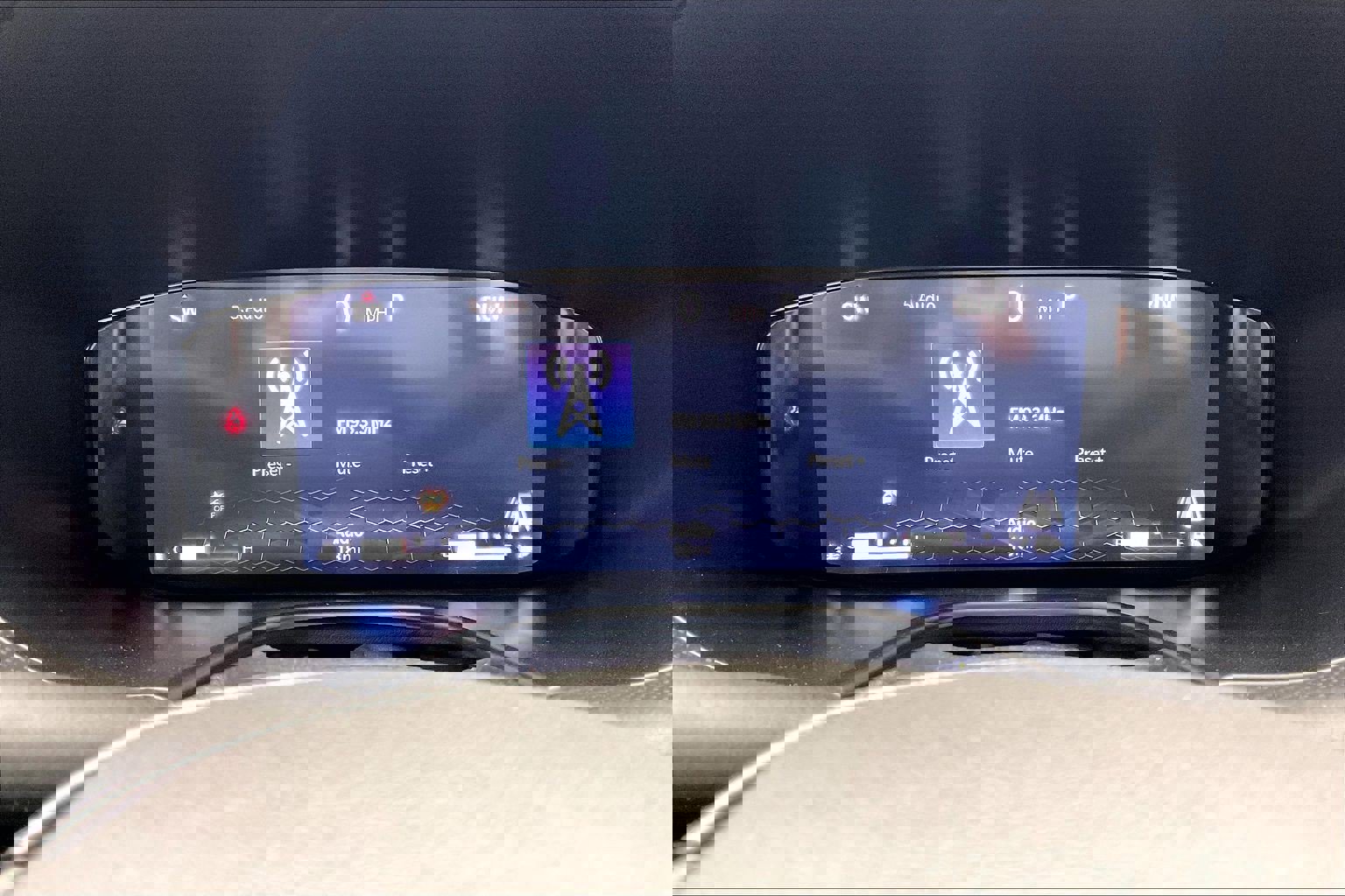 New 2026 Jeep Compass Trailhawk w/ Sun, Sound & Navigation Group image 19