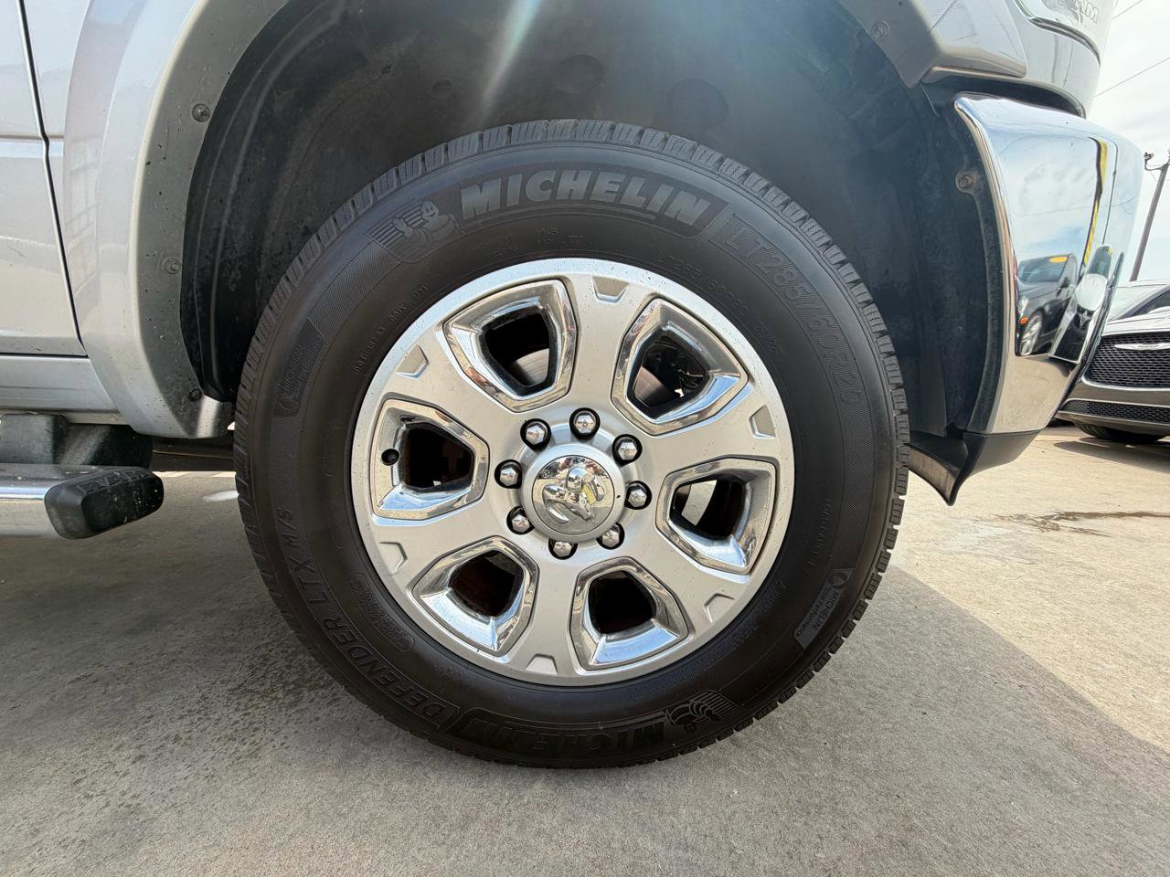 Used 2014 RAM 2500 Limited AWD/4WD image 40