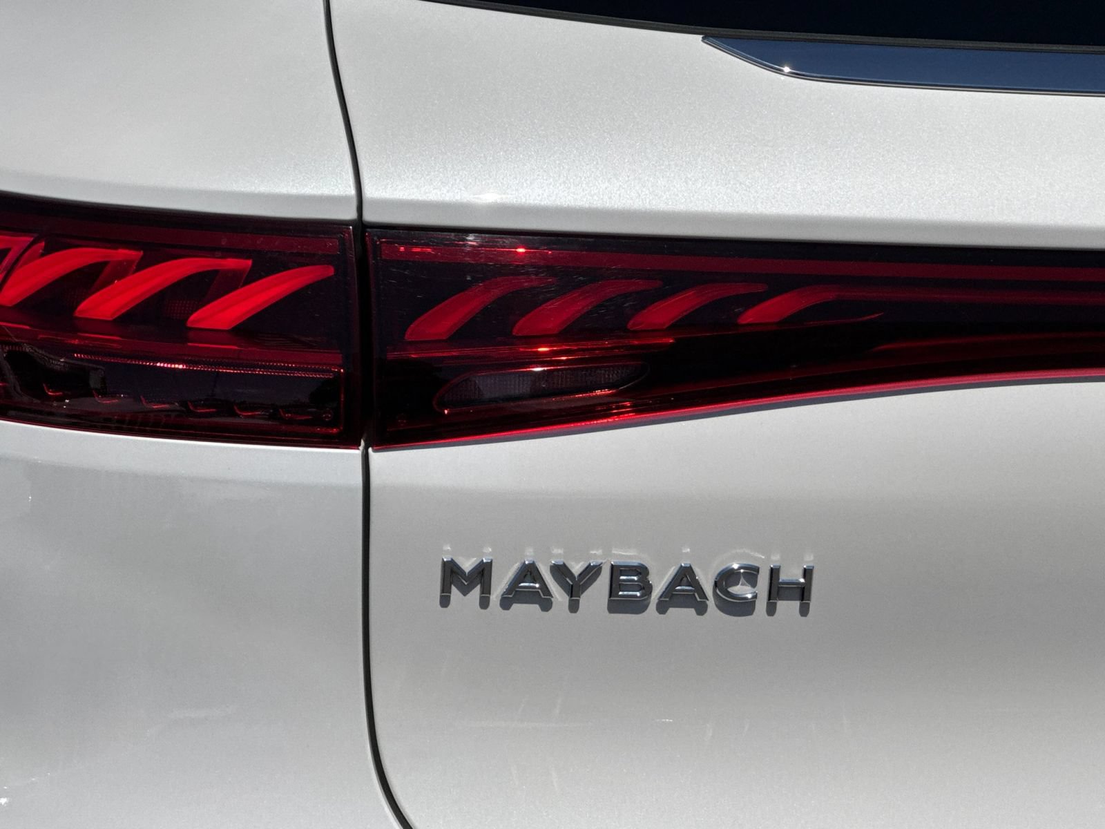 Used 2024 Mercedes-Benz Maybach EQS 680 4MATIC image 36