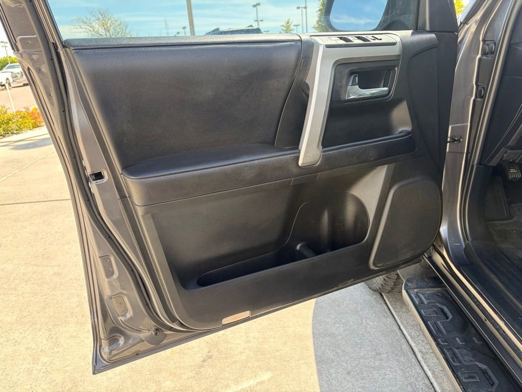 Used 2019 Toyota 4Runner SR5 Premium AWD/4WD image 42