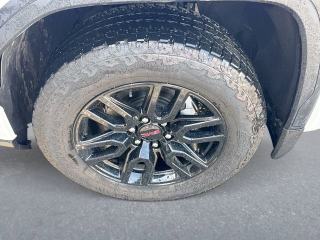 Used 2024 GMC Sierra 1500 Elevation image 10