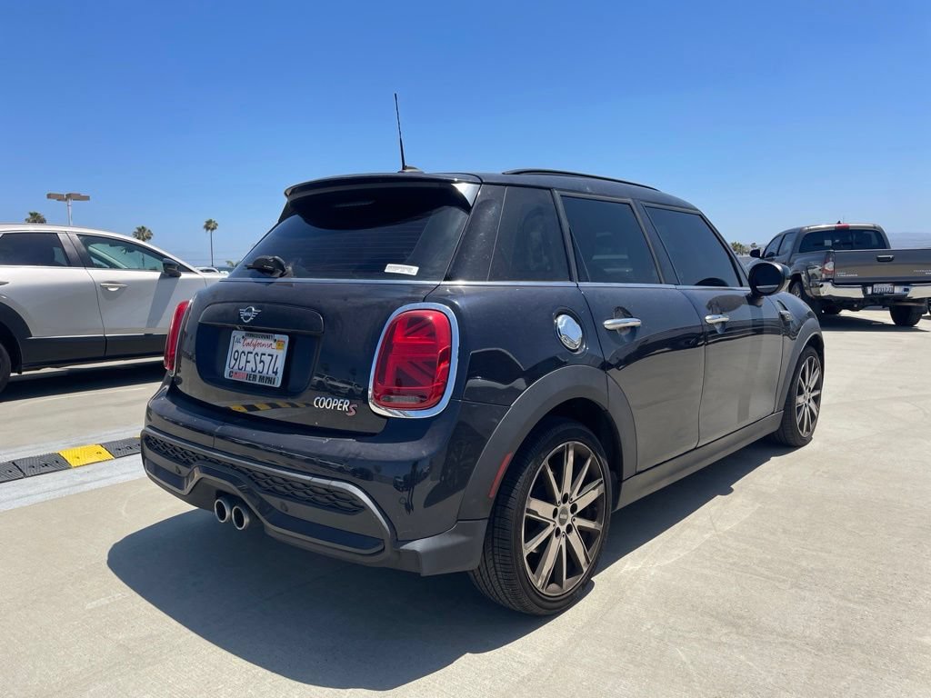 Used 2023 MINI Cooper S FWD image 2