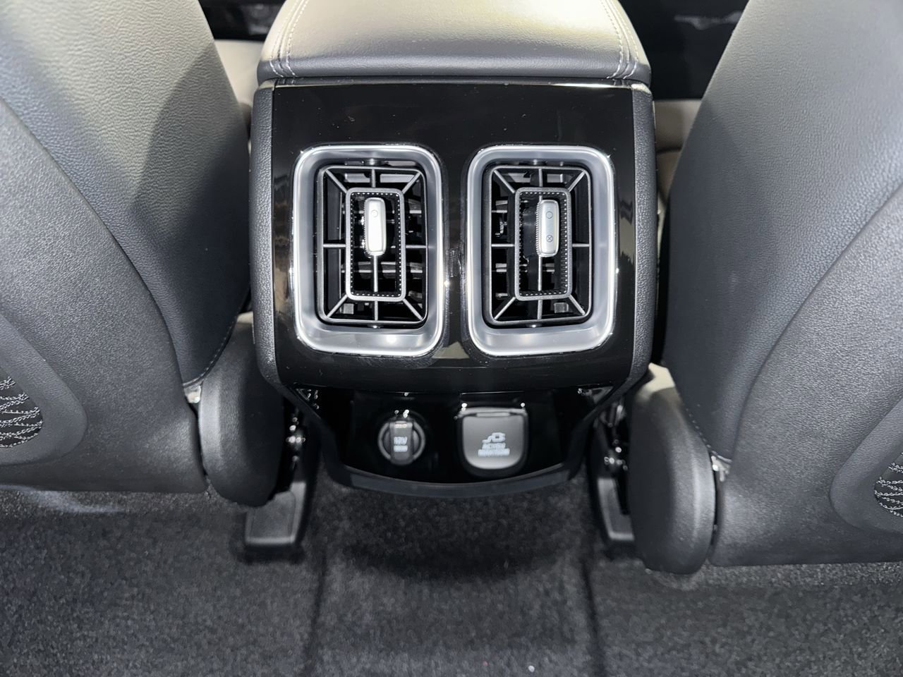 New 2026 Kia Sorento SX Prestige image 29