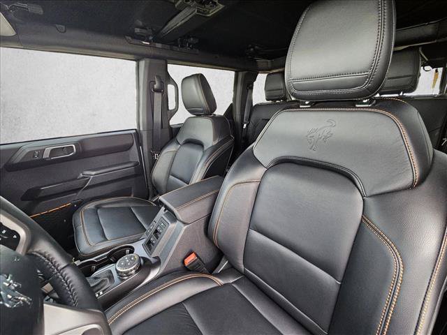 Used 2024 Ford Bronco Badlands AWD/4WD image 12
