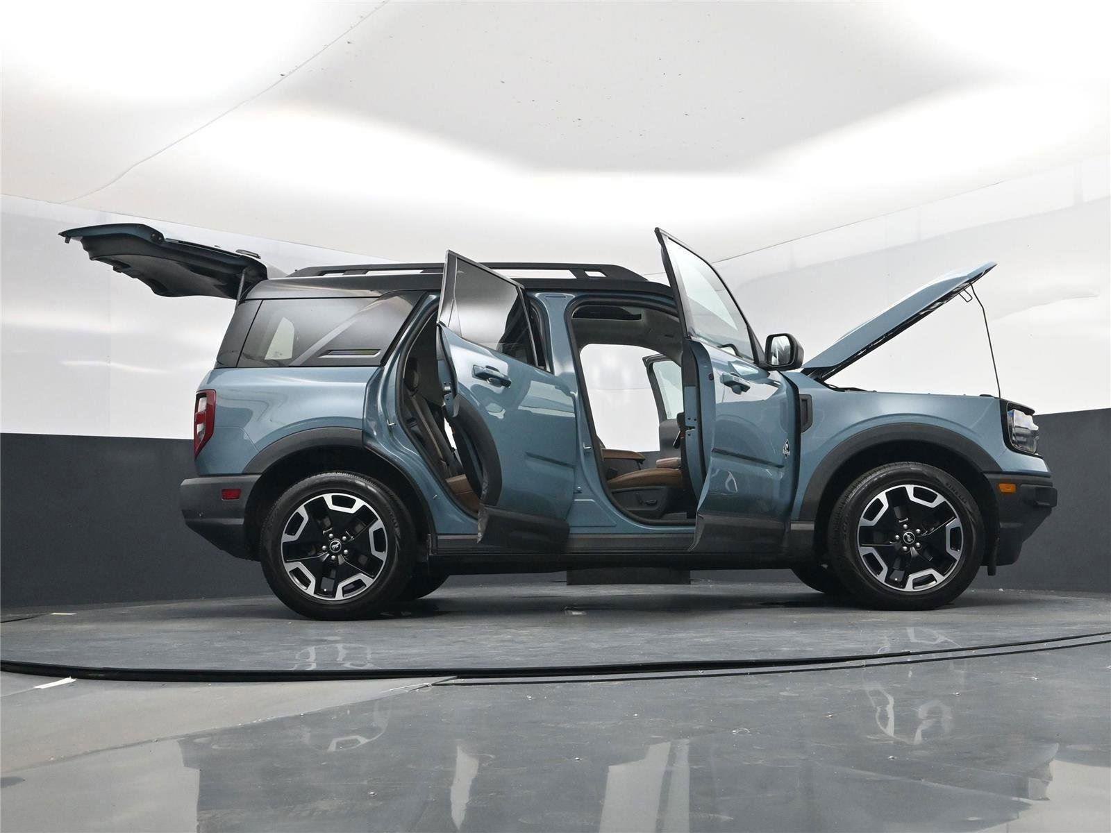 Used 2022 Ford Bronco Sport Outer Banks w/ Tech Package image 31