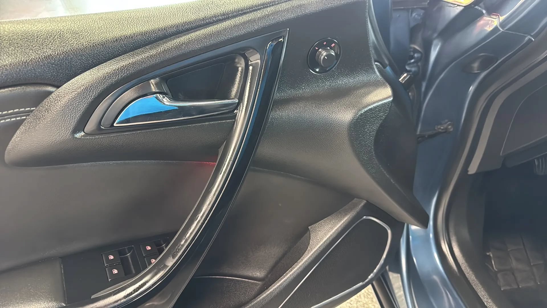 Used 2017 Buick Cascada Premium FWD image 23