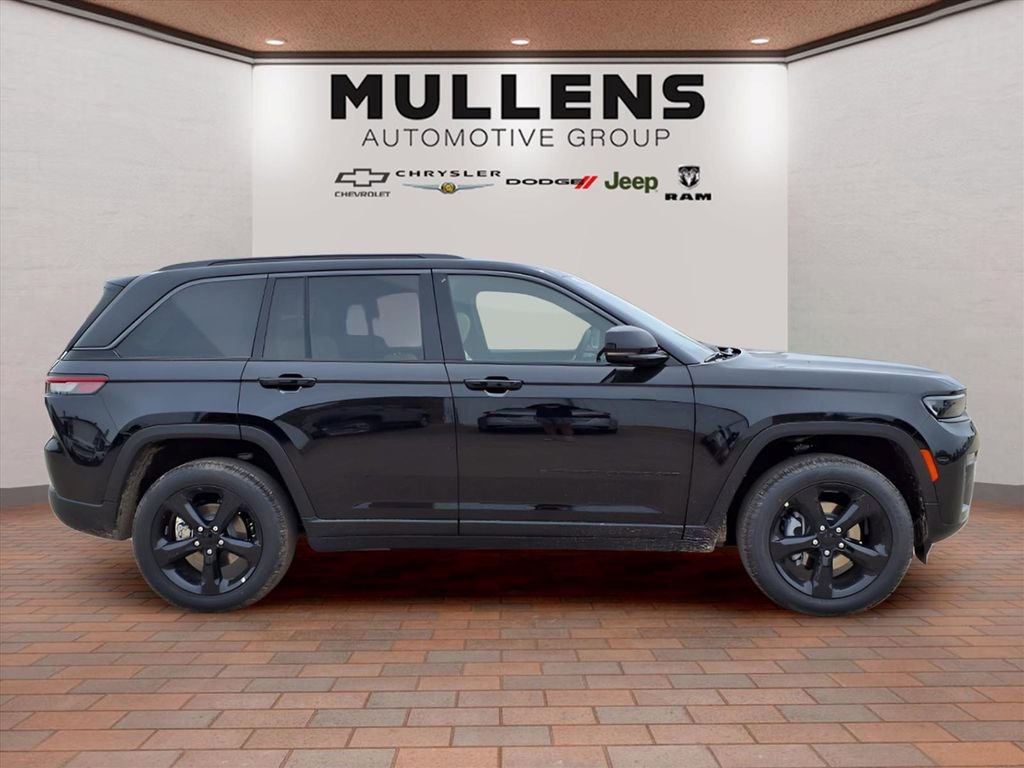 New 2026 Jeep Grand Cherokee Limited AWD/4WD image 4