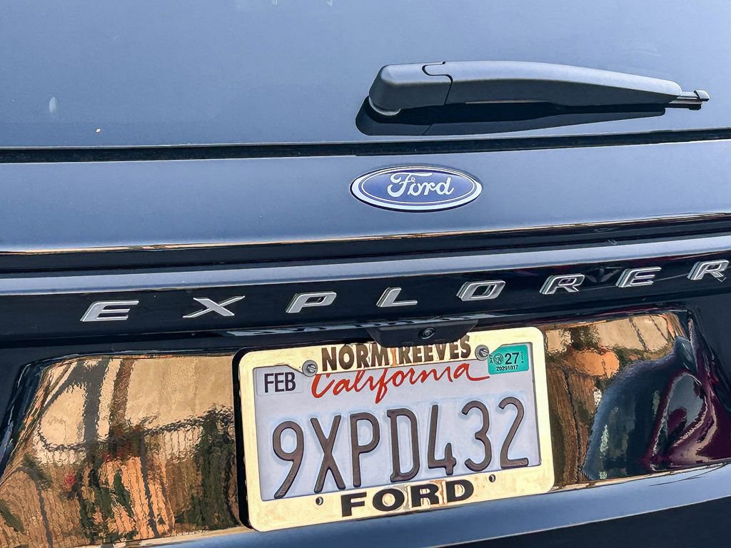 Used 2026 Ford Explorer Active RWD image 12