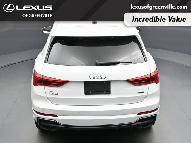 Used 2020 Audi Q3 2.0T Premium w/ Convenience Package AWD/4WD image 21