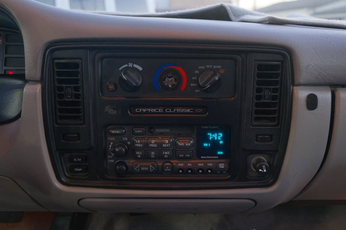 Used 1996 Chevrolet Caprice SS image 18