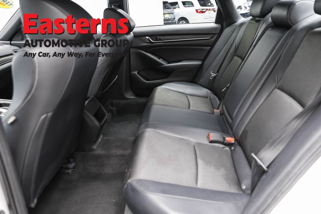 Used 2018 Honda Accord Sport image 19