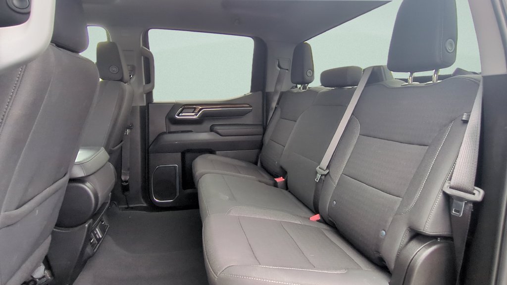 Used 2024 Chevrolet Silverado 1500 LT AWD/4WD image 10