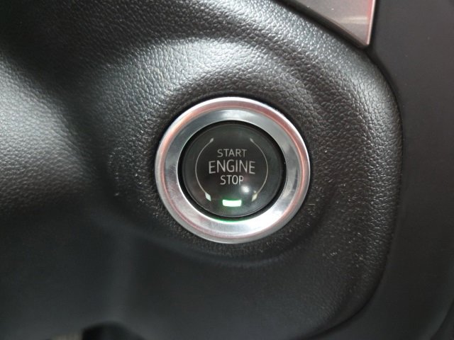 Used 2020 Chevrolet Silverado 2500 LT w/ Convenience Package image 14