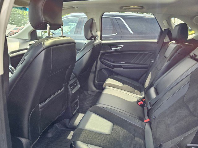 Used 2015 Ford Edge Sport image 19