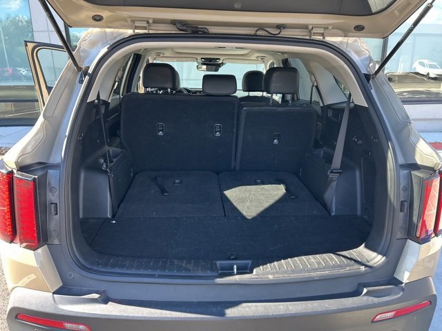 Used 2021 Kia Sorento S w/ Panoramic Sunroof Package image 31