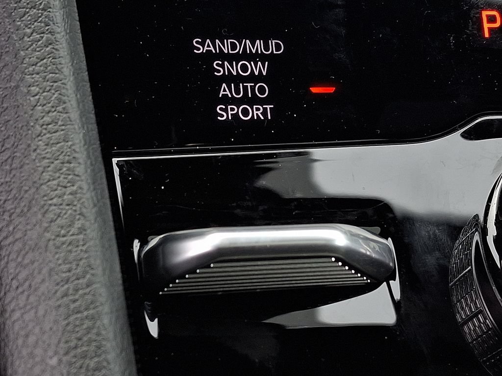 New 2026 Jeep Grand Cherokee Altitude AWD/4WD image 18