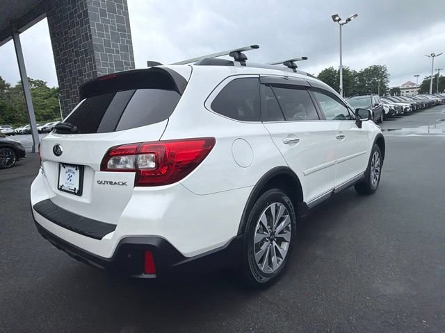 Used 2019 Subaru Outback 2.5i Touring AWD/4WD image 6
