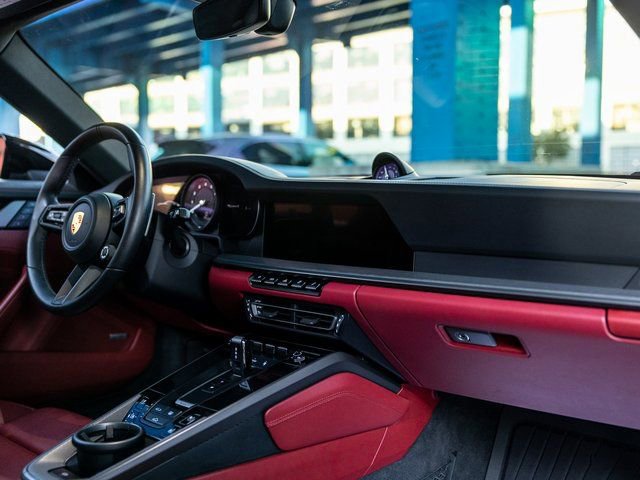 Certified 2024 Porsche 911 Carrera 4S AWD/4WD image 28