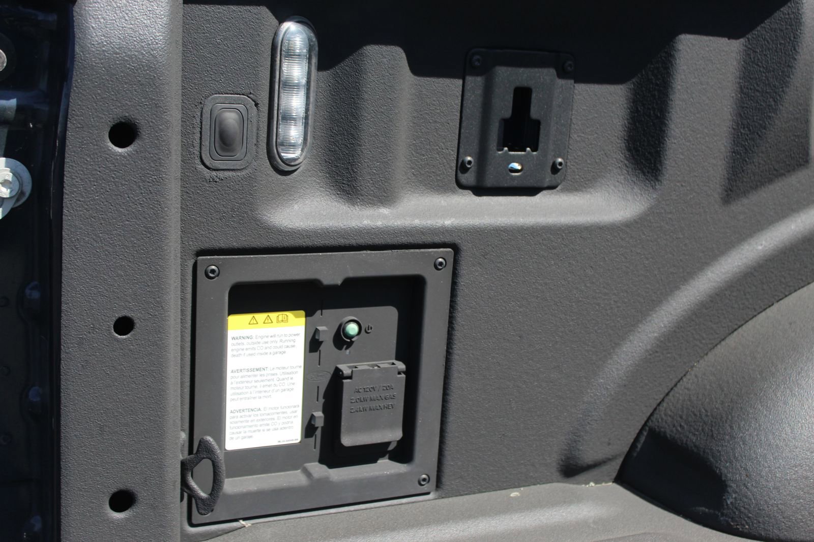 Used 2022 Ford F150 Raptor w/ Equipment Group 801A High AWD/4WD image 21