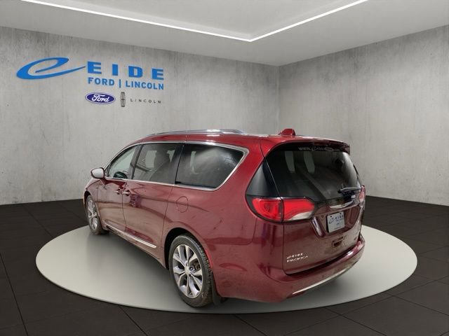 Used 2019 Chrysler Pacifica Limited w/ Tire & Wheel Group image 10