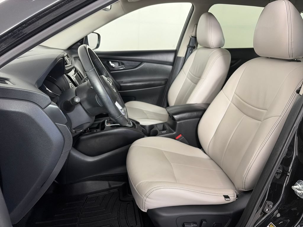 Used 2019 Nissan Rogue SL AWD/4WD image 11