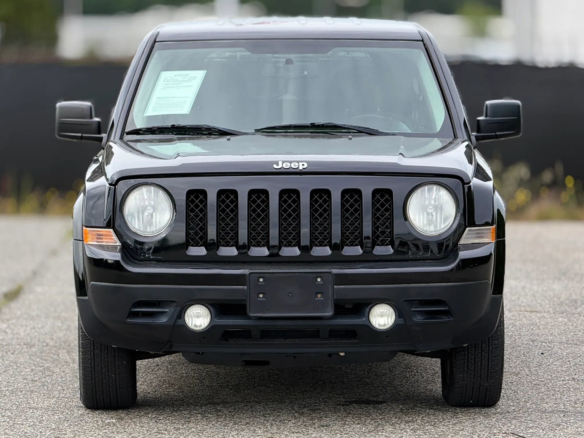 Used 2012 Jeep Patriot Latitude FWD image 5