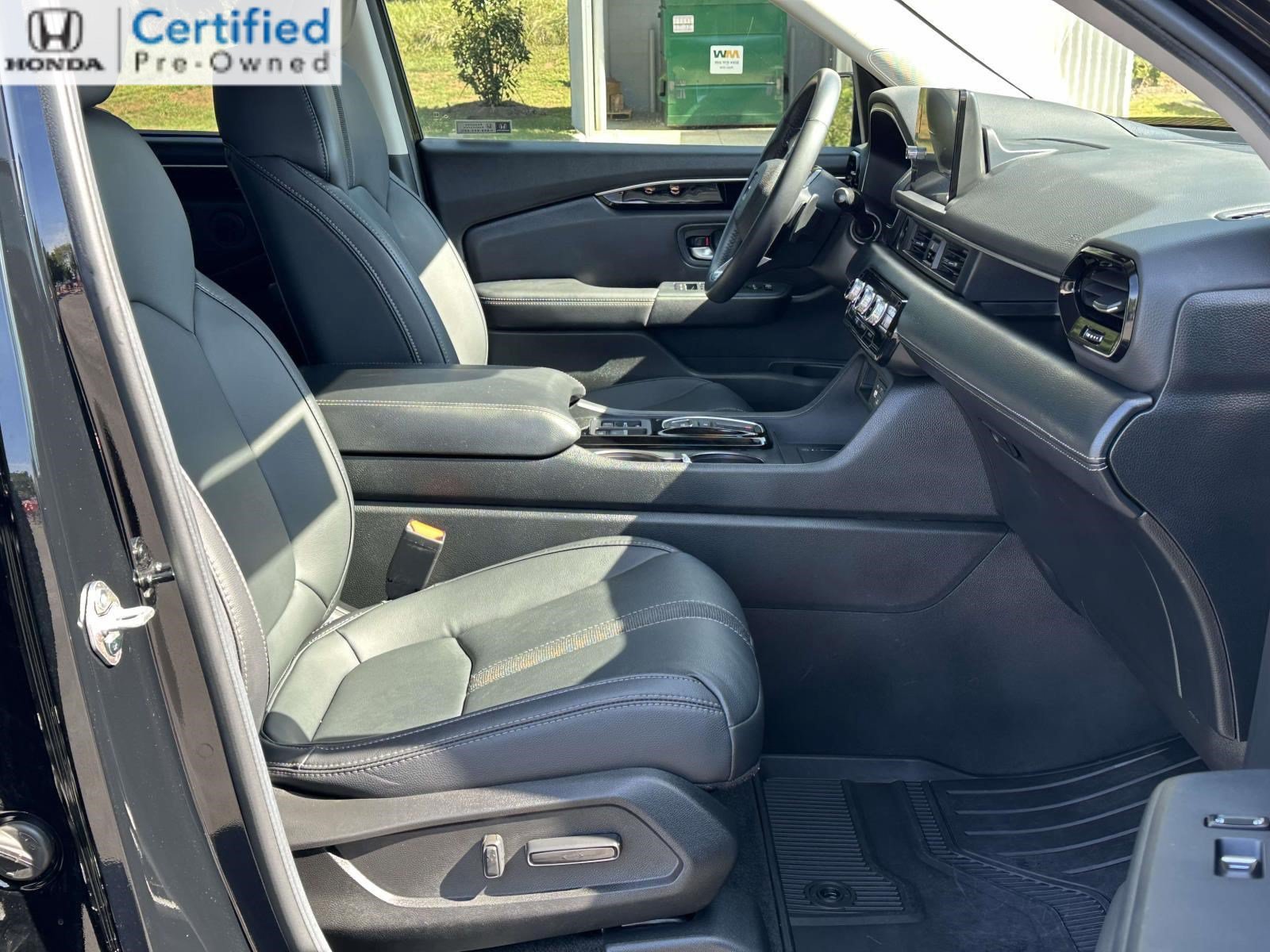 Certified 2025 Honda Pilot EX-L image 6
