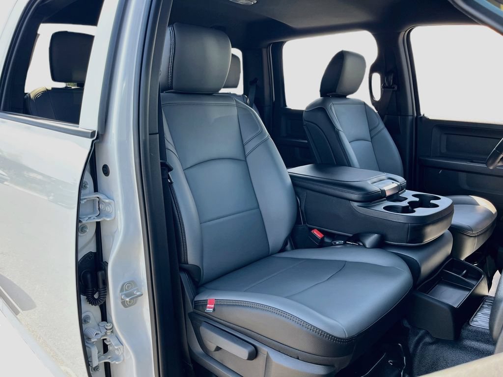 New 2026 RAM 3500 Tradesman w/ Chrome Appearance Group A AWD/4WD image 23