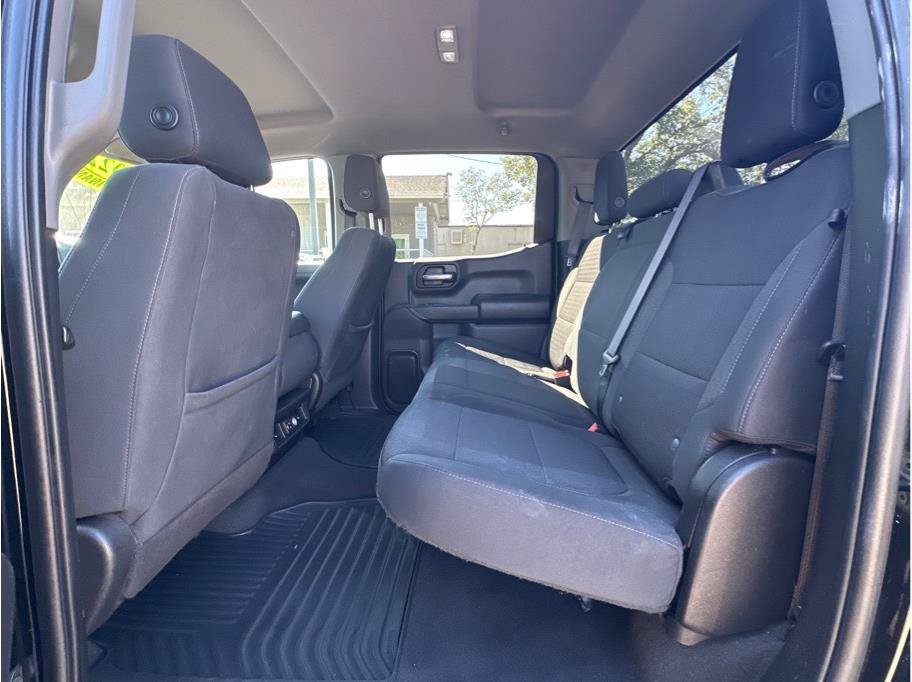 Used 2022 Chevrolet Silverado 1500 LT AWD/4WD image 13