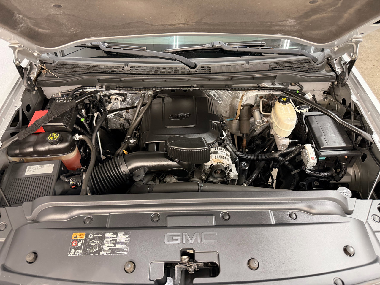 Used 2016 GMC Sierra 2500 2WD Double Cab w/ Sierra Convenience Package image 9