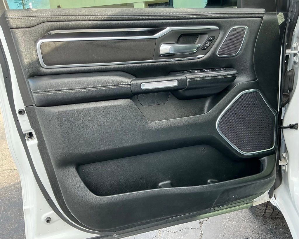 Used 2019 RAM 1500 Laramie image 42