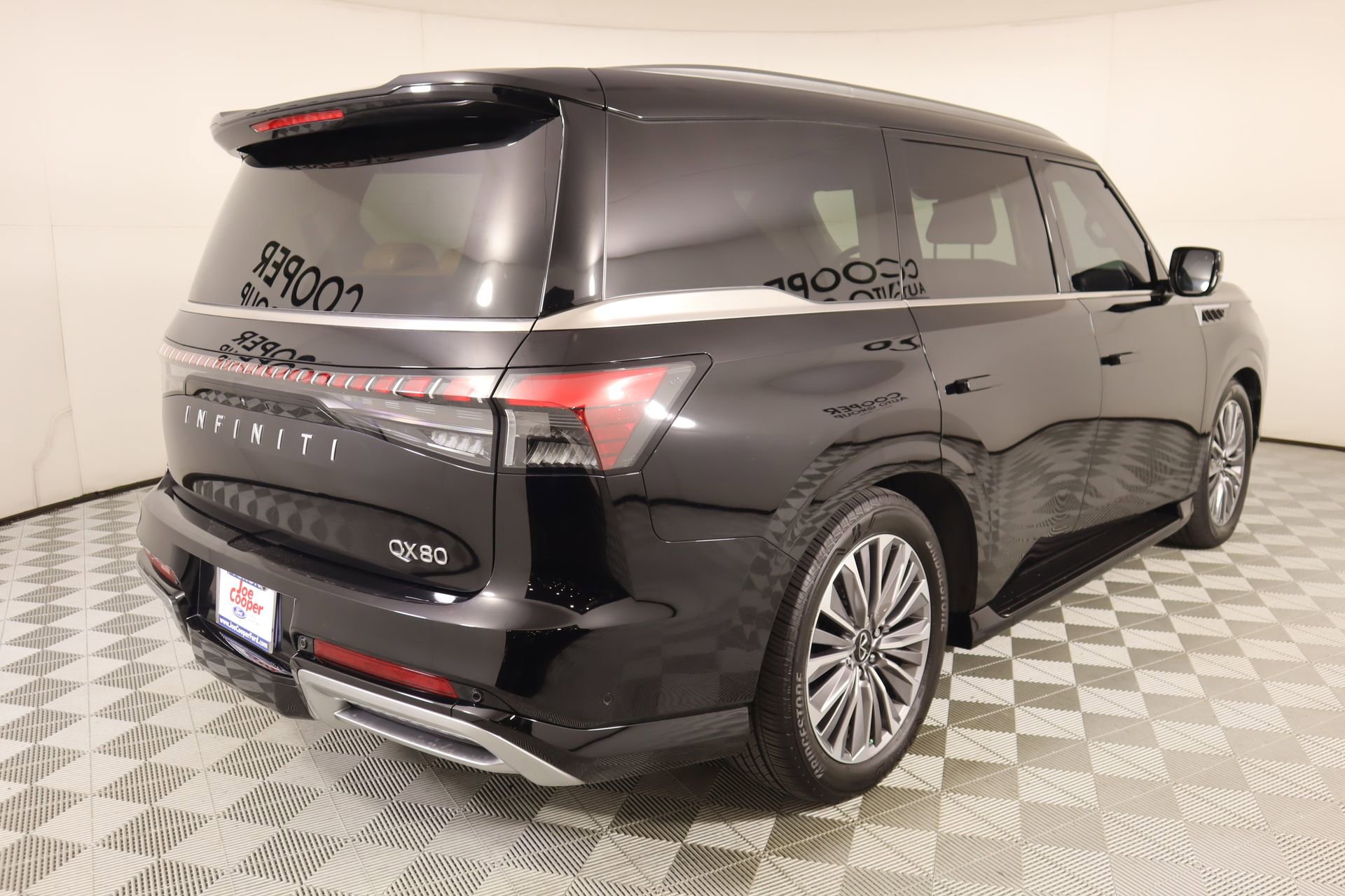 Used 2025 INFINITI QX80 Luxe image 21