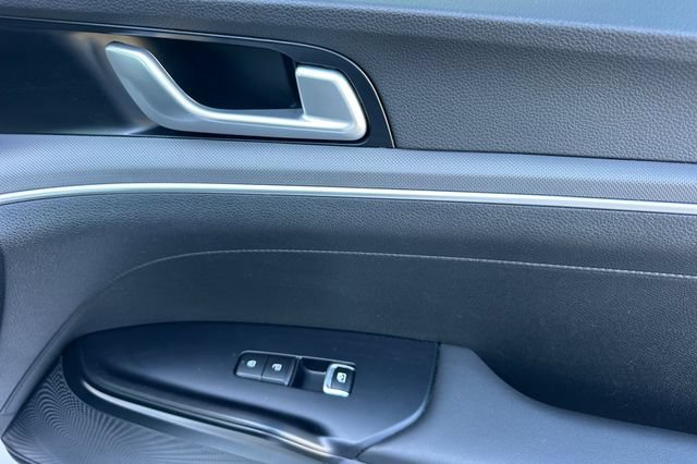 Used 2022 Kia K5 GT-Line FWD image 19