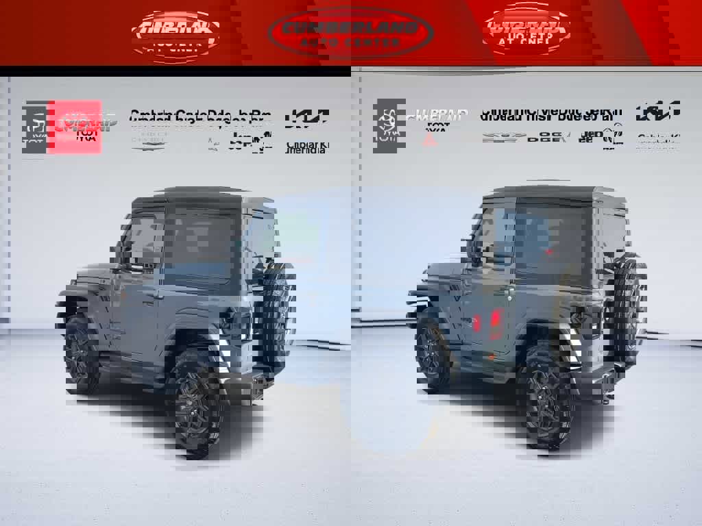 Used 2025 Jeep Wrangler Sport S image 6