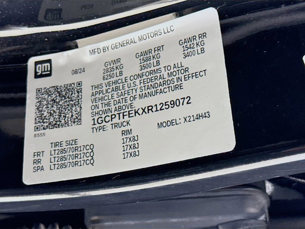 Used 2024 Chevrolet Colorado ZR2 w/ Technology Package image 35