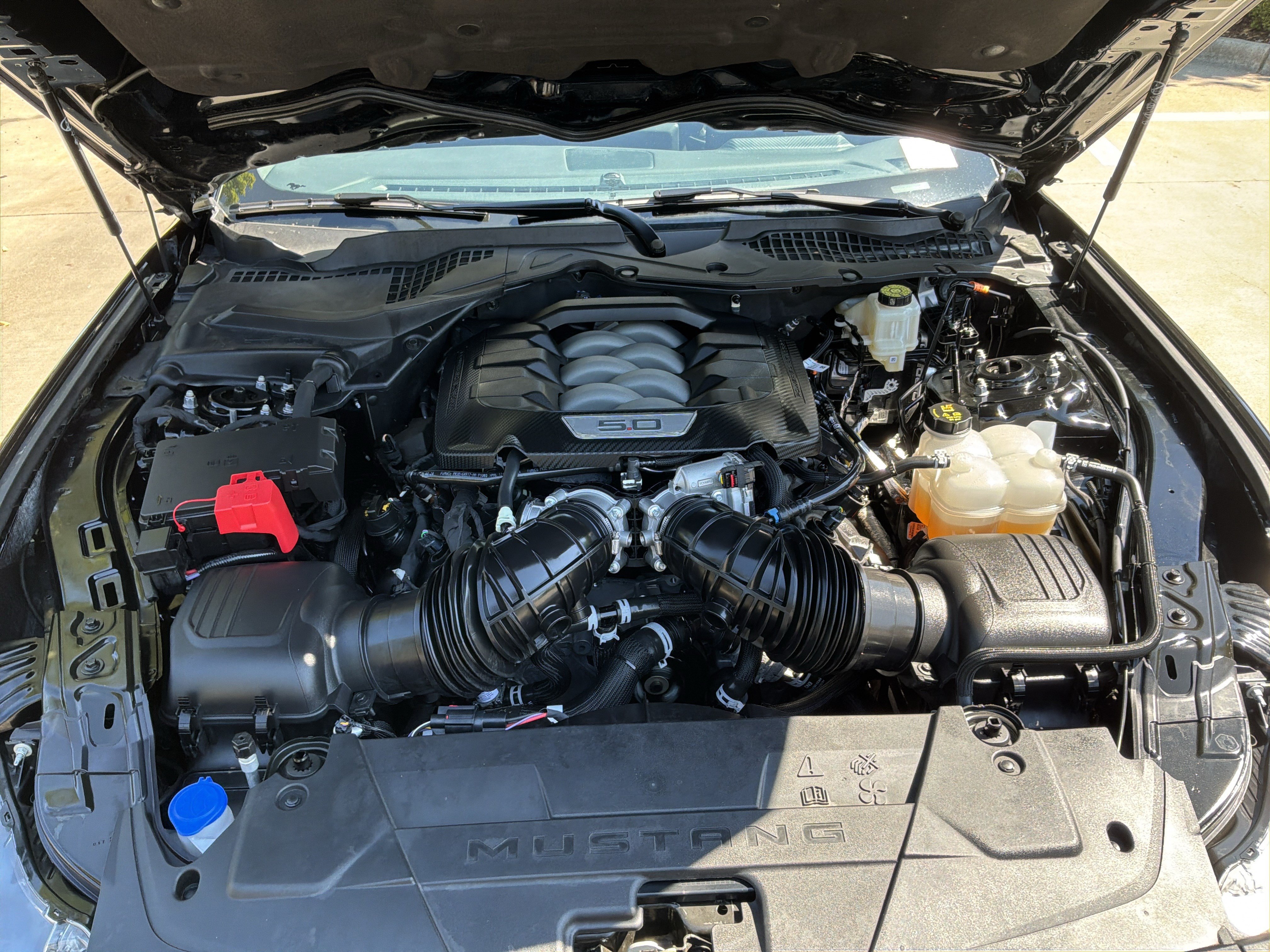 Used 2025 Ford Mustang GT RWD image 32