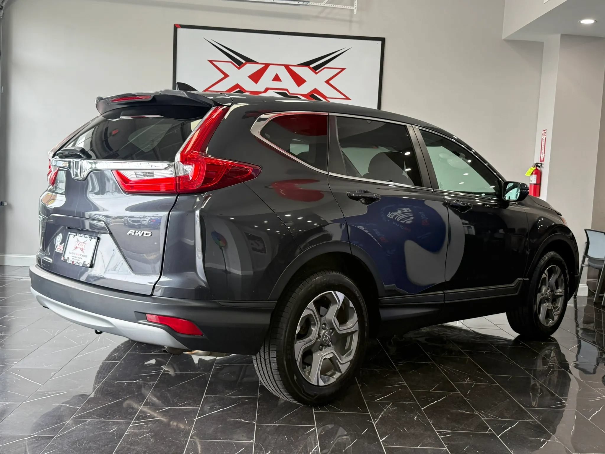 Used 2019 Honda CR-V EX image 6
