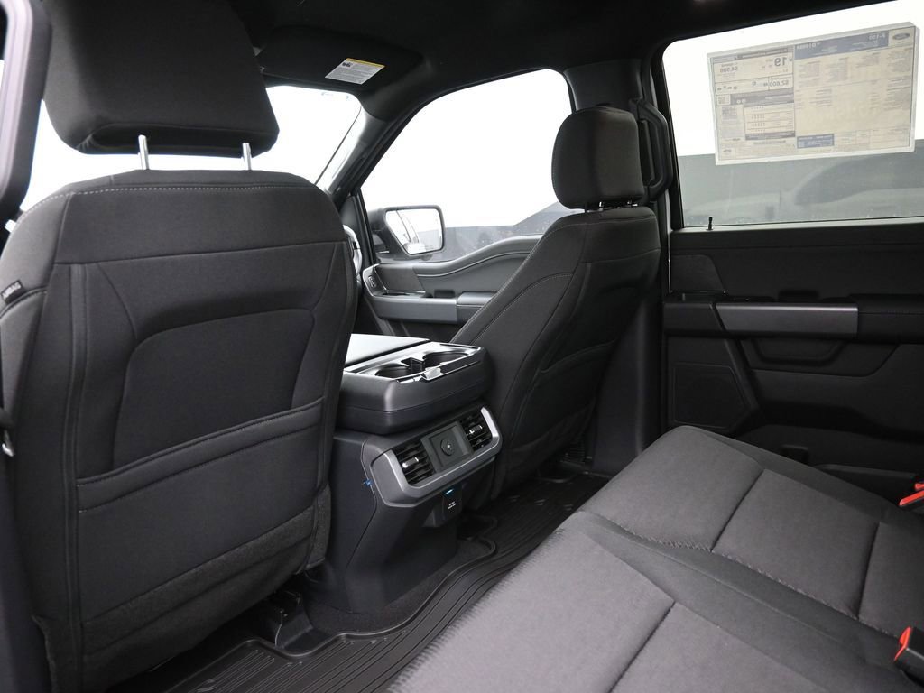 New 2026 Ford F150 XLT w/ Equipment Group 302A MID video 2