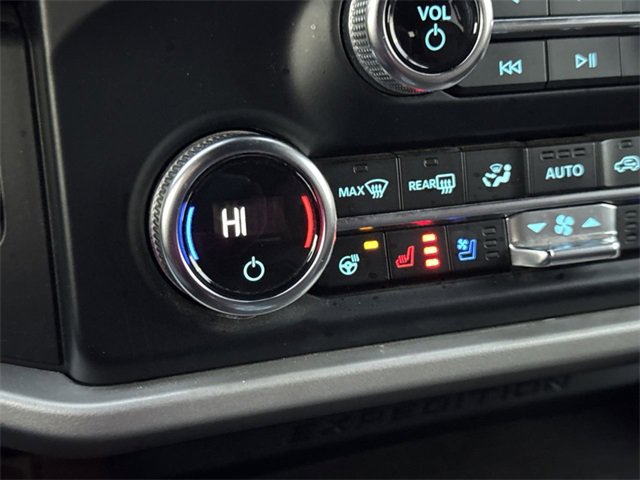 Used 2024 Ford Expedition Limited image 38
