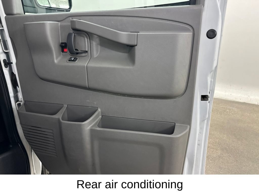 Used 2019 Chevrolet Express 3500 LT w/ LT Preferred Equipment Group RWD image 20