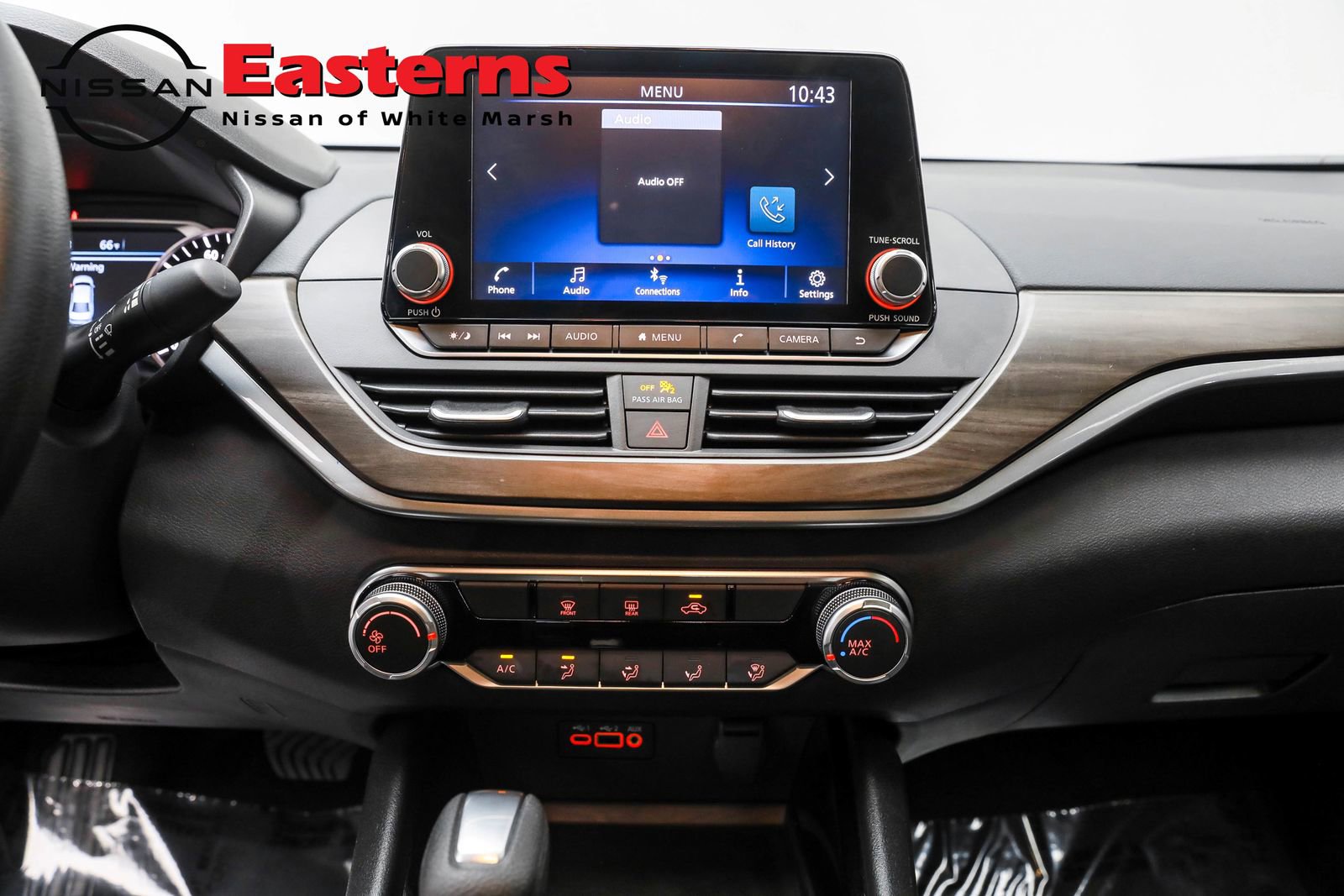 Used 2024 Nissan Altima 2.5 SV image 21