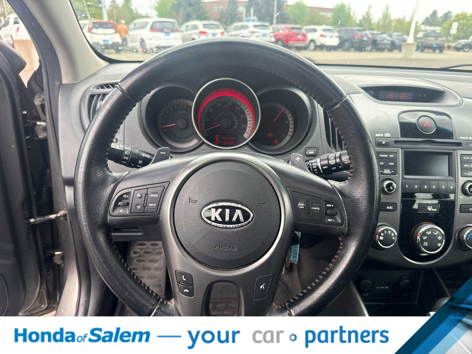Used 2011 Kia Forte SX FWD image 15