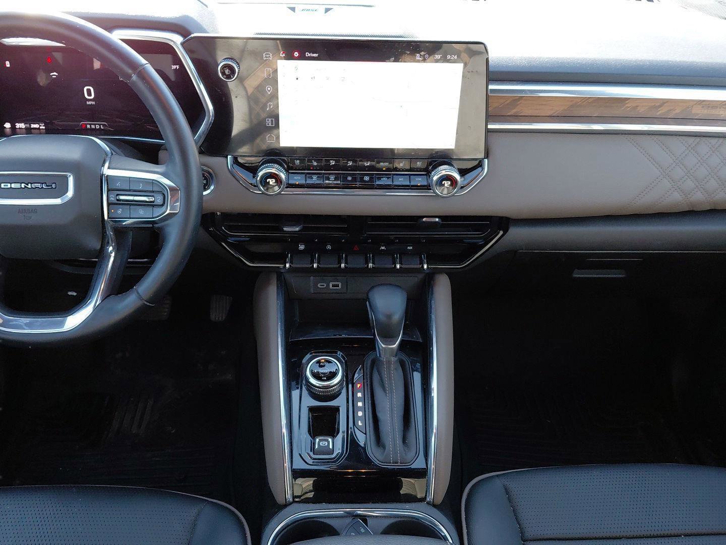 Used 2024 GMC Canyon Denali image 36