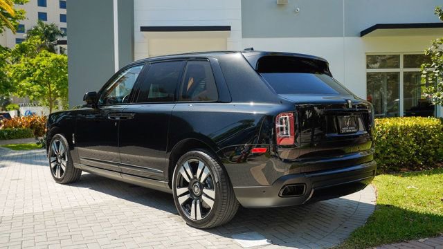 Used 2019 Rolls-Royce Cullinan image 16