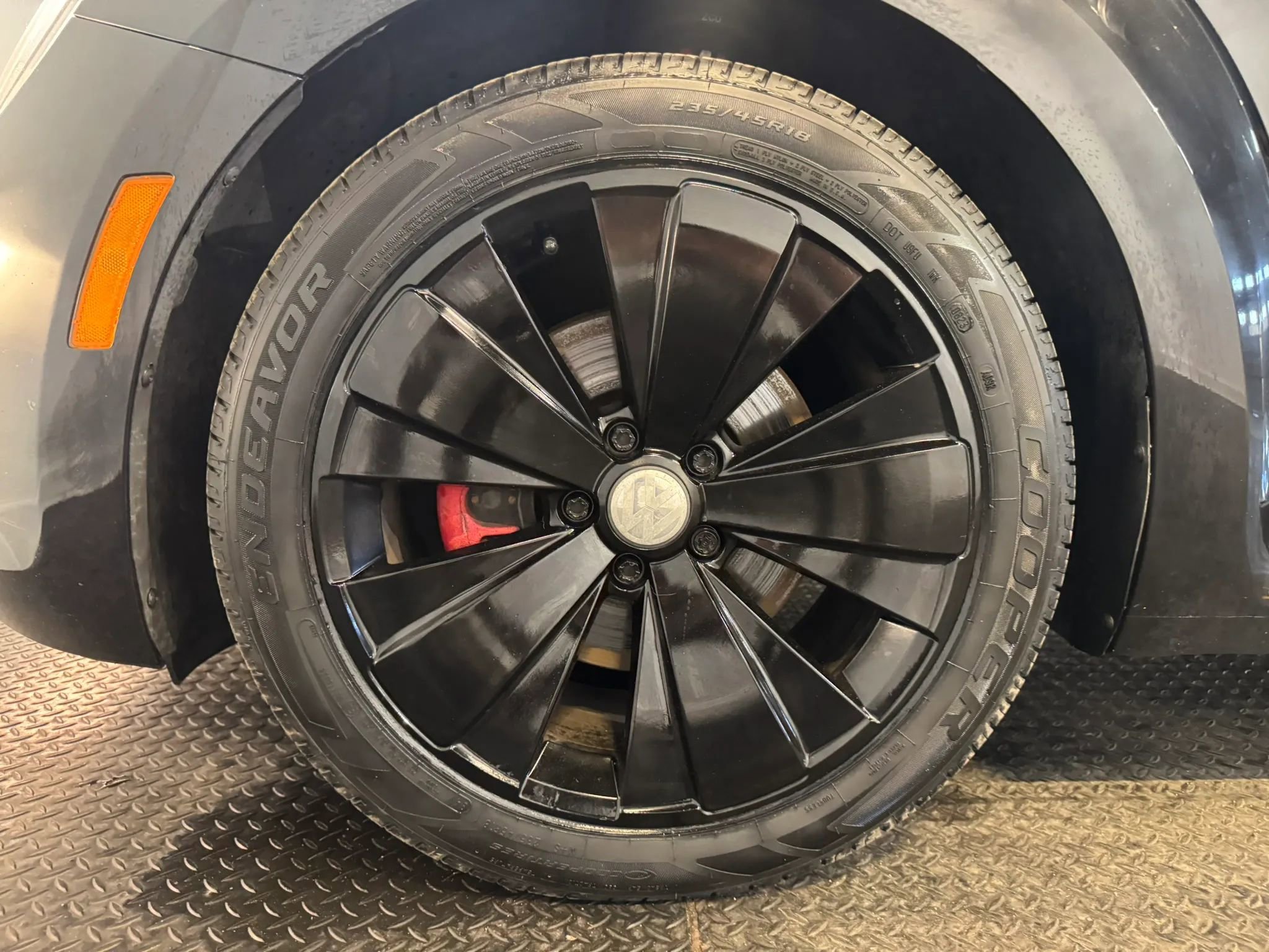 Used 2013 Volkswagen Beetle 2.0T FWD image 29