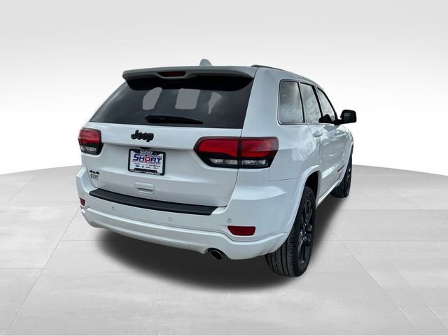 Used 2022 Jeep Grand Cherokee Laredo X image 5