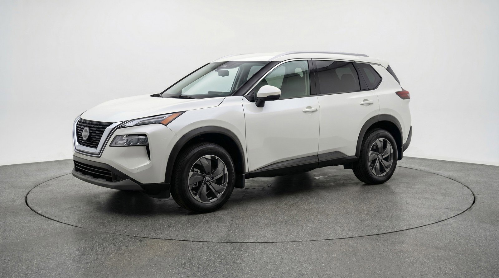 Used 2025 Nissan Rogue SV image 3