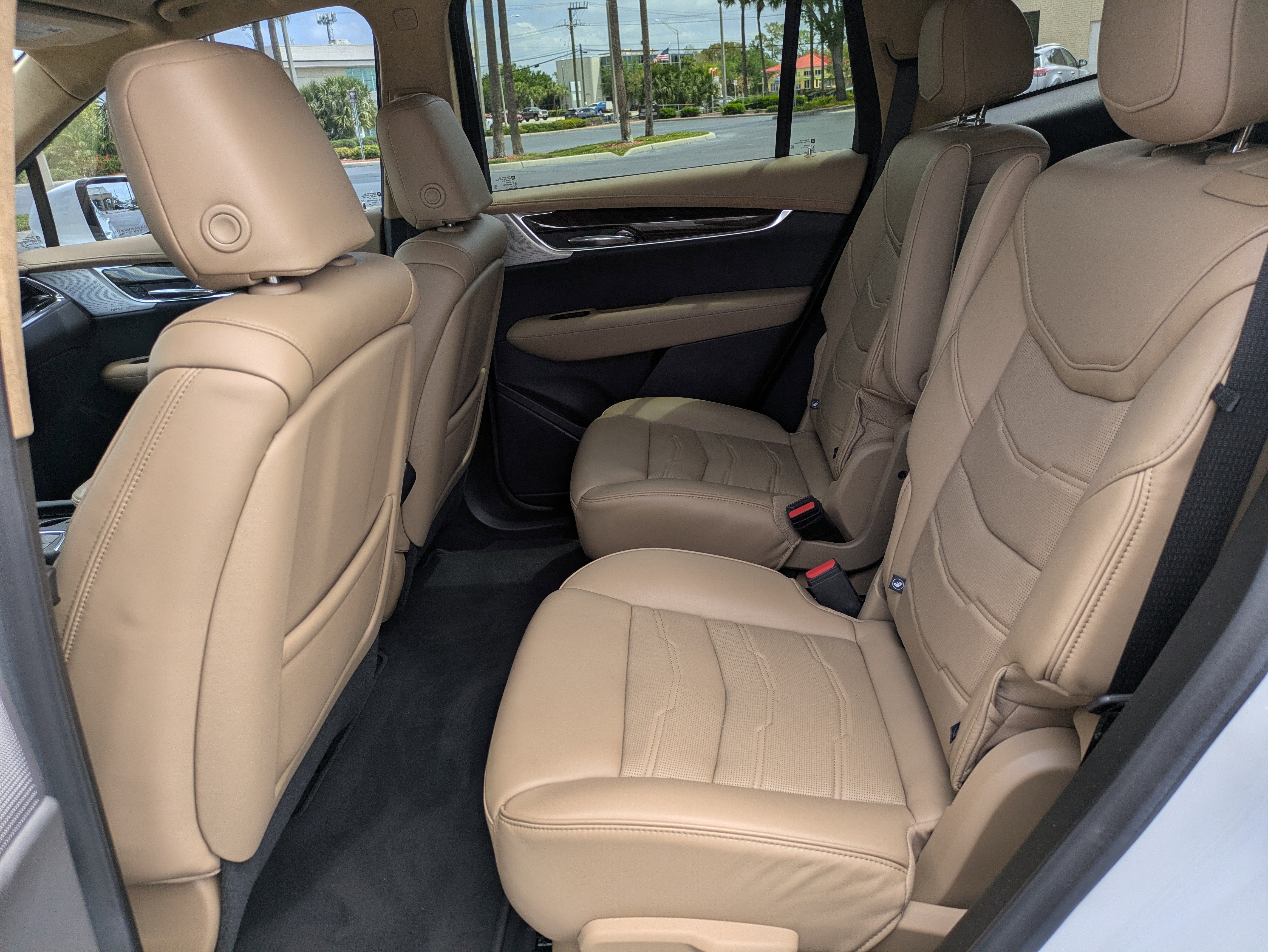 Certified 2022 Cadillac XT6 Premium Luxury w/ Platinum Package AWD/4WD image 14